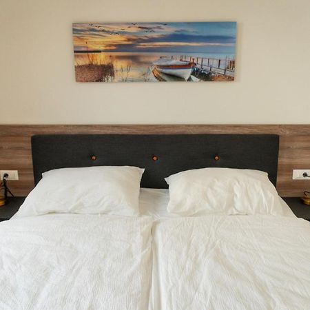 Ferienwohnung Mit Garage, Fahrradraum Und Sehr Grosser Sonnenverwoehnten Terrasse Lagundo Zewnętrze zdjęcie