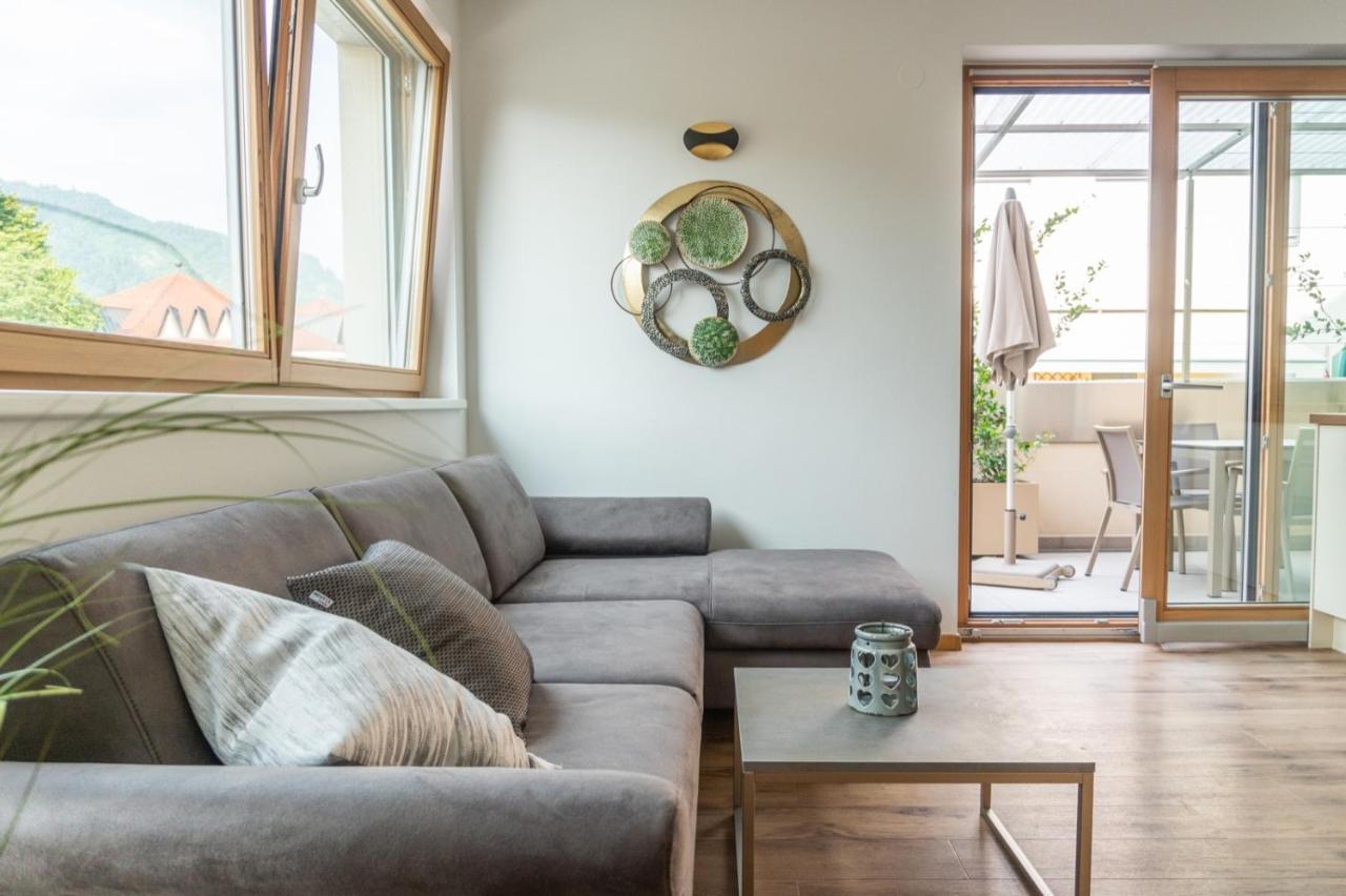 Ferienwohnung Mit Garage, Fahrradraum Und Sehr Grosser Sonnenverwoehnten Terrasse Lagundo Zewnętrze zdjęcie
